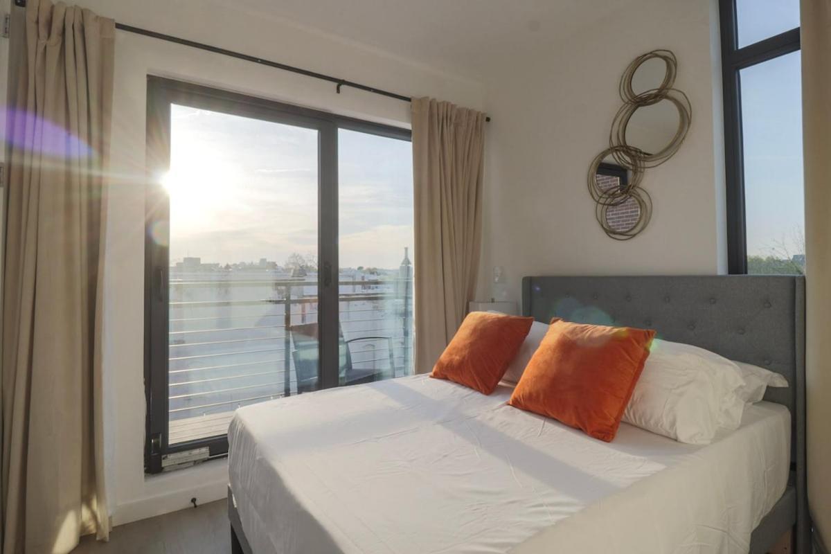 Unit 9 Luxe 2 Bedroom Penthouse Sleeps 6 Apartment Washington