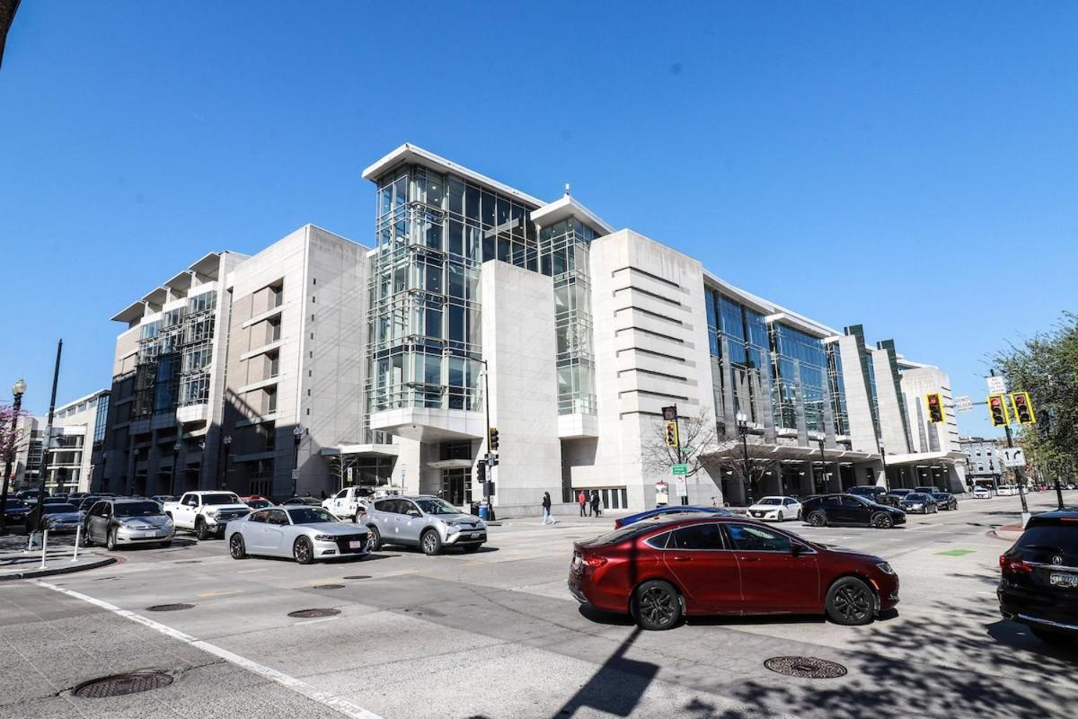 Unit 9 Luxe 2 Bedroom Penthouse Sleeps 6