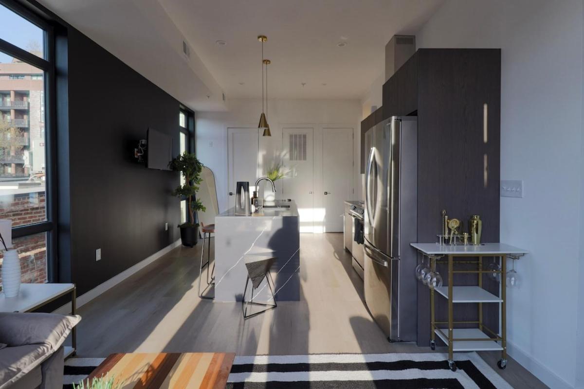 Apartment Unit 9 Luxe 2 Bedroom Penthouse Sleeps 6